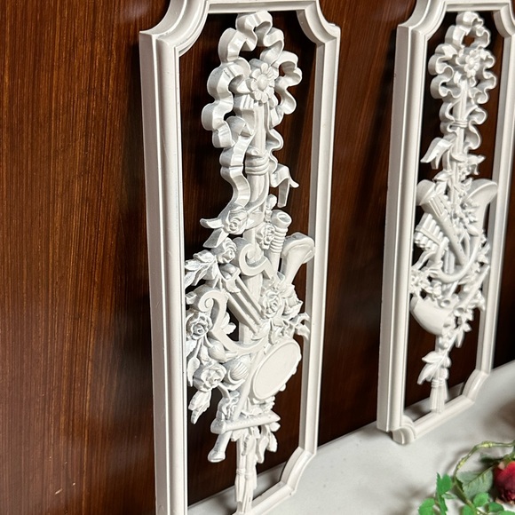 Homco Mid century modern molded resins wall plaques - Picture 5 of 11